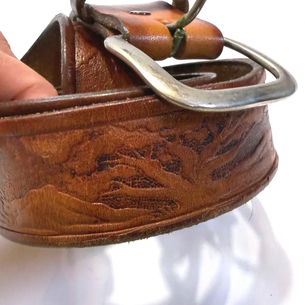 Vintage Tooled Leather Belt Brown Eagle Mountain Scene Western Americana Sz 44